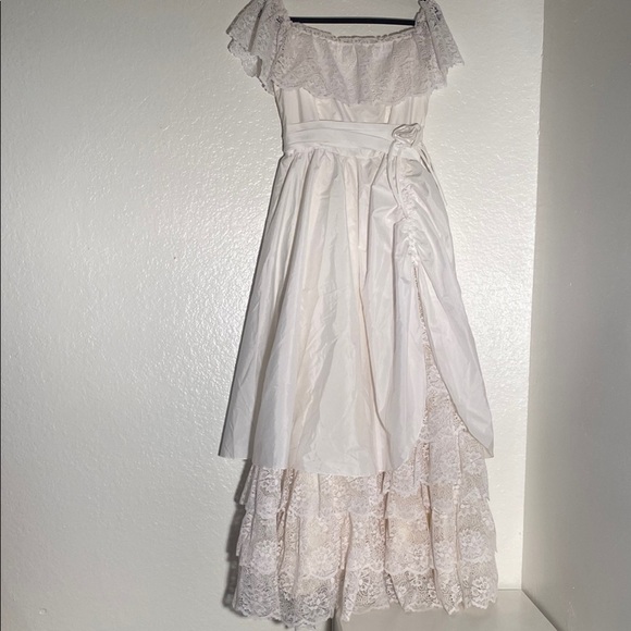 Vintage Wedding White Lace Dress Size M - Picture 1 of 16